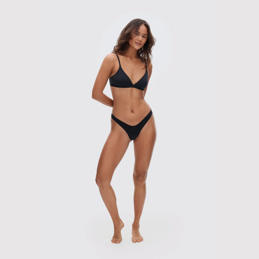 Everyday V-shaped Thong