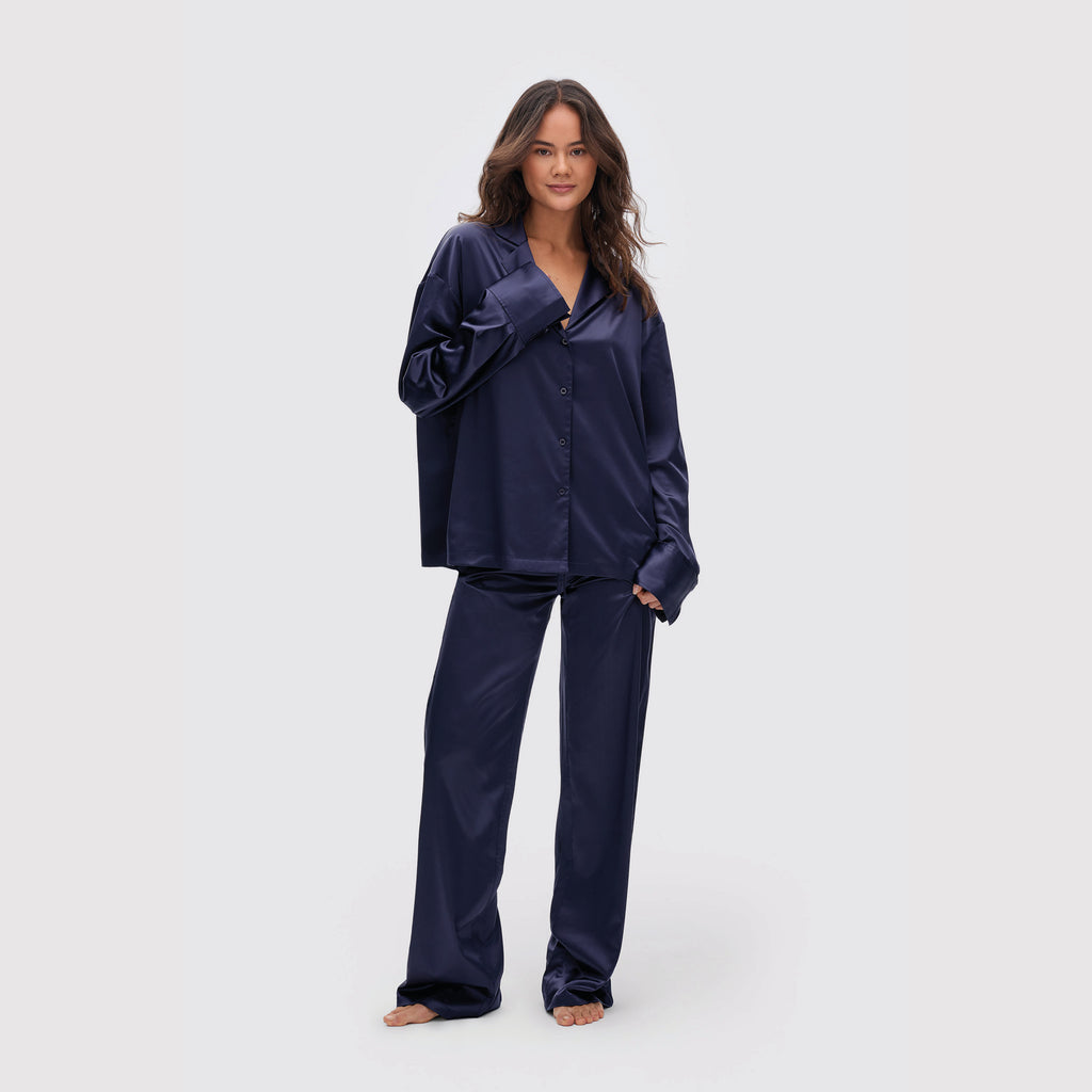Relaxed fit satin shirt